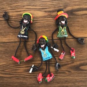 ST Thomas magnets set 3 posable figures. Peace reggae